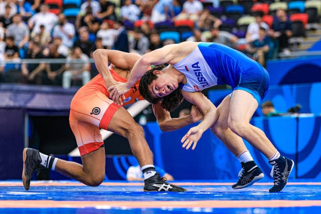 U17, U 17 Wrestling World Championships 65kg FS - Magomed Salimgereevitch Ibragimov (RUS) df. Krishan Krishan (IND) *** U17 Wrestling World Championships, 65 kg Freestyle: Magomed Salimgereevitch Ibragimov (RUS) defeated Krishan Krishan (IND) by fall Copyright: xUnitedxWorldxWrestlingx xAmirrezx UWW-U17-WC-BAKU-2026