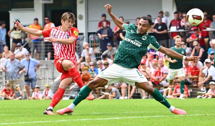 31.07.2026 - Fussball - Saison 2026 2027 - Testspiel Freundschaftsspiel Vorbereitungsspiel - SC Freiburg - SpVgg Greuther Fürth ( Kleeblatt ) - - Sportfoto Zink - xwoxzix - regulations prohibit any use of photographs as image sequences and or quasi-video - only for editorial use - Yuito Suzuki (14, SC Freiburg ) Sacha Banse Bansé (6, SpVgg Greuther Fürth ) *** July 31, 2026 Soccer Season 2026–2027 Exhibition Match Friendly Match Preseason Match SC Freiburg vs. SpVgg Greuther Fürth Kleeblatt Sports Photo by Zink xwoxzix; regulations prohibit any use of photographs as image sequences and or quasi-video; for editorial use only. Yuito Suzuki 14, SC Freiburg Sacha Banse Bansé 6, SpVgg Greuther Fürth