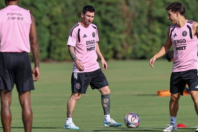 FORT LAUDERDALE, FL - JULY 31: Lionel Messi (10) of Inter Miami CF is seen during an Inter Miami Training Session at Florida Blue Training Center on July 31, 2026 in Fort Lauderdale, Florida. (Photo by Chris Arjoon Icon Sportswire) SOCCER: JULY 31 Inter Miami CF Training EDITORIAL USE ONLY Icon26073100000004