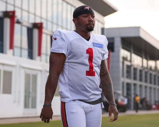 July 31, 2026: Tampa Bay Buccaneers running back Kenny Gainwell (1) during training camp at AdventHeath Training Center in Tampa, FL. Taylor McFee CSM Tampa USA - ZUMAc04_ 20260731_zma_c04_020 Copyright: xTaylorxMcfeex