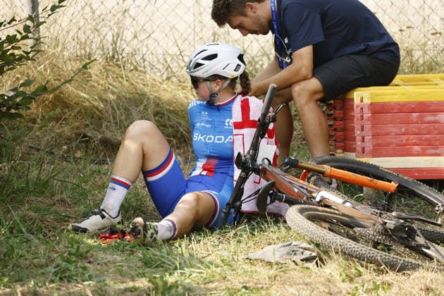 31.07.2026, Monteceneri, Monte Ceneri, 2026 UEC MTB European Championship, EM, Europameisterschaft XCR Team Relay s Final (cross country team relay) JustÃ½na Novotna 5D (CZE, Junior Women) exhausted after her lap Monteceneri Monte Ceneri Ticino Switzerland *** July 31, 2026, Monteceneri, Monte Ceneri, 2026 UEC MTB European Championship XCR Team Relay Final—cross-country team relay—Justína Novotná 5D CZE, Junior Women, exhausted after her lap; Monteceneri, Monte Ceneri, Ticino, Switzerland Copyright: xJustPictures.ch FrancescoxMinghettix jp-en-FrMi-_NG_0701