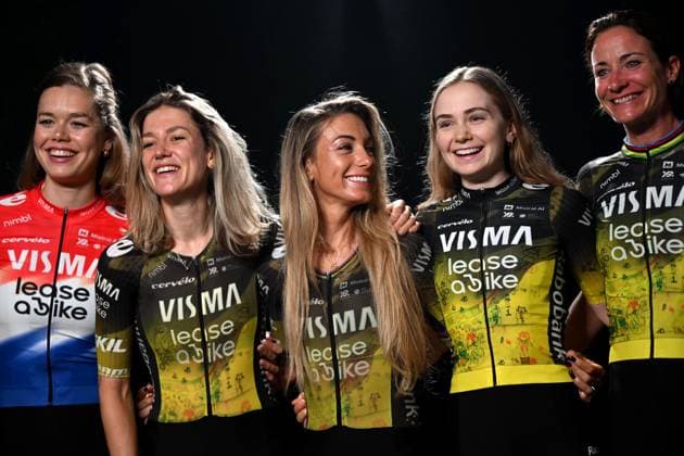 Cycling, Tour de France, Women, Team Presentation