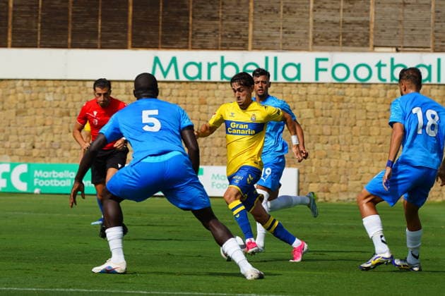 Ivan Medina of Las Palmas during the friendly match between Las Palmas UD v Neom SC played at the Marbella Football Center, on July 31, 2026 in Spain Spain *** Ivan Medina of Las Palmas during the friendly match between Las Palmas UD and Neom SC played at the Marbella Football Center on July 31, 2026, in Spain Copyright: xCristobalxOrtegax xAgenciaxLOFx