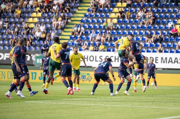 SITTARD , 31-07-2026 , Fortuna Sittard Stadium , pre season 2026 2027 , Dutch Eredivisie , football , friendly match between Fortuna Sittard and Apoel Nicosia , picture shows Fortuna Sittard player Justin Hubner with a header Fortuan Sittard - Apoel Nicosia (friendly)  x205353683x Copyright: