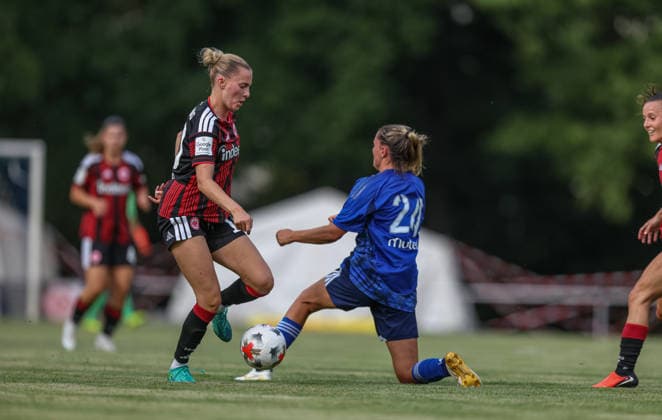 GER, Bad Nauheim, Eintracht Frankfurt vs Racing Strasbourg, Vorbereitung, Fussball, DFB, Spielzeit 2026 2027, Sportplatz Bad Nauheim, Testspiel im Bild: Laura Freigang (Eintracht Frankfurt Frauen 10) DFB DFL REGULATIONS PROHIBIT ANY USE OF PHOTOGRAPHS AS IMAGE SEQUENCES AND OR QUASI-VIDEO, 31.07.2026 *** GER, Bad Nauheim, Eintracht Frankfurt vs. Racing Strasbourg, Preseason, Soccer, DFB, 2026–2027 Season, Bad Nauheim Sports Field, Friendly Match Photo: Laura Freigang, Eintracht Frankfurt Women’s Team 10. DFB and DFL regulations prohibit any use of photographs as image sequences and or quasi-video. July 31, 2026 Copyright: HMBxMedia HendrikxHamelau