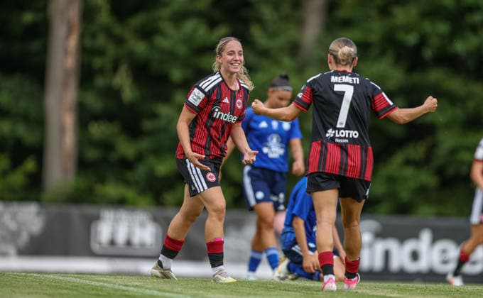 GER, Bad Nauheim, Eintracht Frankfurt vs Racing Strasbourg, Vorbereitung, Fussball, DFB, Spielzeit 2026 2027, Sportplatz Bad Nauheim, Testspiel im Bild: Danique Tolhoek (Eintracht Frankfurt Frauen 22) erzielt das Tor zum 1:0, Jubel, Freude und Emotionen DFB DFL REGULATIONS PROHIBIT ANY USE OF PHOTOGRAPHS AS IMAGE SEQUENCES AND OR QUASI-VIDEO, 31.07.2026 *** GER, Bad Nauheim, Eintracht Frankfurt vs. Racing Strasbourg, Preseason, Soccer, DFB, 2026–2027 Season, Bad Nauheim Sports Field, Friendly Match: Photo by Danique Tolhoek—Eintracht Frankfurt Women’s U-22 scores the 1–0 goal, Celebration, joy, and emotion. DFB and DFL regulations prohibit any use of photographs as image sequences and or quasi-video. July 31, 2026 Copyright: HMBxMedia HendrikxHamelau