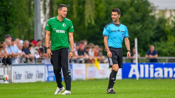 31.07.2026 - Fussball - Saison 2026 2027 - Regionalliga Bayern - 02. Spieltag: SC Eltersdorf - DJK Vilzing - JoTe - xjoxtex - Bernd Eigner (Trainer SC Eltersdorf ) Andreas Dinger (Schiedsrichter) *** July 31, 2026 Soccer Season 2026–2027 Bavarian Regional League Matchday 02 SC Eltersdorf vs. DJK Vilzing JoTe xjoxtex Bernd Eigner, Coach of SC Eltersdorf; Andreas Dinger, Referee