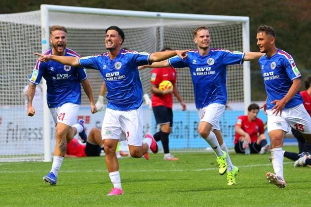 Regionalliga West: Bonner SC - Rot-Weiß Oberhausen ** NUR FÜR REDAKTIONELLE ZWECKE ** EDITORIAL USE ONLY **<p>Ausgelassener Jubel nach dem 2:1 durch Arda Süne. Bonner SC - RWO Ort: Bonn, Sportpark Nord Datum: 31.07.2026 Deutschland NRW Bonn Copyright: MichaxKorb *** Regionalliga West Bonner SC vs. Rot-Weiß Oberhausen ** FOR EDITORIAL USE ONLY ** EDITORIAL USE ONLY ** p Exuberant celebration after Arda Süne’s 2–1 goal for Bonner SC against RWO Location: Bonn, Sportpark Nord Date: July 31, 2026 Germany, North Rhine-Westphalia, Bonn Copyright MichaxKorb Copyright: MichaxKorb doc86ykfnqjdhdjjw4m1x49 ,EDITORIAL USE ONLY