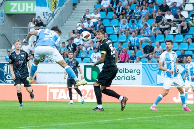 Chemnitz, Deutschland 31. Juli 2026: Regionalliga Nordost - 2026 2027 - Sp. 2 - Chemnitzer FC gegen BFC Preussen Im Bild: Jonas Marx (CFC) 1.v.li. macht das Tor zum 1:0 *** Chemnitz, Germany, July 31, 2026; Northeast Regional League 2026–2027, Matchday 2: Chemnitzer FC vs. BFC Preussen. Pictured: Jonas Marx (CFC 1, first from left) scores the goal to make it 1–0. Copyright: xFotostandx xNachtigallx
