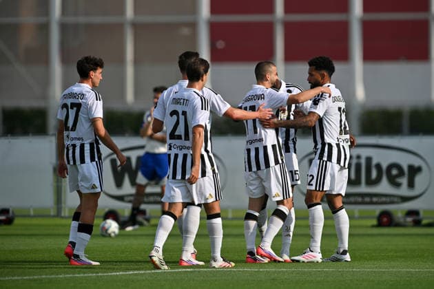 IPA87144477 - Luiz Douglas of Juventus FC celebrates after scoring a goal during a 2026 27 friendly match between Juventus FC and OGC Nice at the Continassa Training Center on July 31, 2026, in Turin, Italy — Photo by Giuliano Marchisciano  Copyright: xGiulianoxMarchisciano IPAxSportx xx 87144477