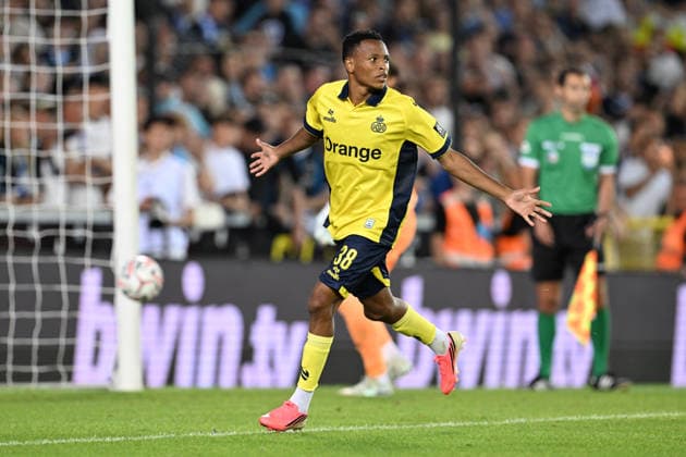 260731 Club Brugge vs Royale Union Saint-Gilloise Relebohile Mofokeng (38) of Union celebrates after scoring the final penalty goal during the Supercup soccer game ahead of the Jupiler Pro League season 2026 - 2027 between Club Brugge KV and Royale Union Saint-Gilloise on July 31 , 2026 in Brugge, Belgium. (Photo by David Catry Isosport) Brugge Belgium  Copyright: xDavidxCatryx 20260731DC2_3480