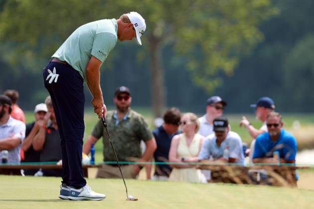 U.S. Senior Open Championship DETROIT, MICHIGAN - JULY 31: Patton Kizzere of Sea Island, Georgia putts on the 10th green during the second round of the Rocket Classic 2026 at the Detroit Golf Club in Detroit, Michigan, USA, July 31, 2026. Detoit Michian United States  Copyright: xAmyxLemusx originalFilename:lemus-ussenior260731_nppjZ.jpg
