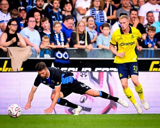 Club Brugge v Royale Union Saint-Gilloise - Volkswagen Supercup 2026 BRUGGE, BELGIUM - JULY 31 : Mechele Brandon defender of Club Brugge and Patris Louis defender of Royale Union Saint-Gilloise during the Volkswagen Supercup 2026 match between Club Brugge and Royale Union Saint-Gilloise on July 31, 2026 in Brugge, Belgium, 31 07 2026  Copyright: xTomasxSiskx