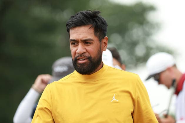 Rocket Classic DETROIT, MICHIGAN - JULY 31: Tony Finau of the United States removes his cap after he completes the second round of the Rocket Classic 2026 at the Detroit Country Club in Detroit, Michigan, MI, USA Friday, July 31, 2026. Detroit Michigan United States  Copyright: xJorgexLemusx originalFilename:lemus-rocketcl260731_npUNn.jpg