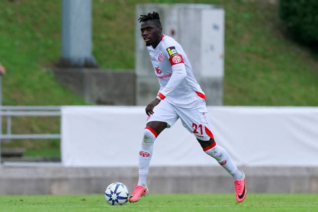 Danny da Costa (1. FSV Mainz 05) controls the ball during the pre-season friendly match between 1. FSV Mainz 05 and Shabab Al Ahli at Grenzlandstadium Arena on July 31, 2026 in Kufstein, Austria. (Photo by Marco Steinbrenner DeFodi Images) - *** Danny da Costa of 1 FSV Mainz 05 controls the ball during the preseason friendly match between 1 FSV Mainz 05 and Shabab Al Ahli at the Grenzlandstadium Arena on July 31, 2026, in Kufstein, Austria. Photo by Marco Steinbrenner, DeFodi Images