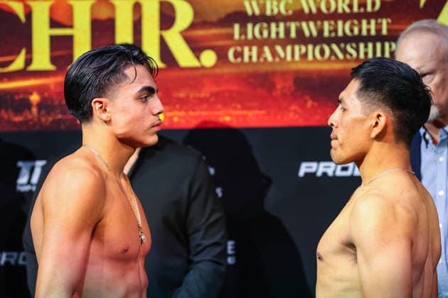 July 31, 2026: (L-R) Lightweights Dylan Capetillo and Juan Carlos Becerril face-off on stage during weigh-ins for the Roach Jr. vs Zepeda event at the Skybox Lounge inside the Virgin Hotels on July 31, 2026 in Las Vegas, NV. CSM. Las Vegas United States of America - ZUMAc04_ 20260731_zma_c04_197 Copyright: xChristopherxTrimx