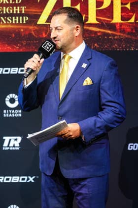 July 31, 2026: Announcer Mark Fratto on stage during weigh-ins for the Roach Jr. vs Zepeda event at the Skybox Lounge inside the Virgin Hotels on July 31, 2026 in Las Vegas, NV. CSM. Las Vegas United States of America - ZUMAc04_ 20260731_zma_c04_222 Copyright: xChristopherxTrimx