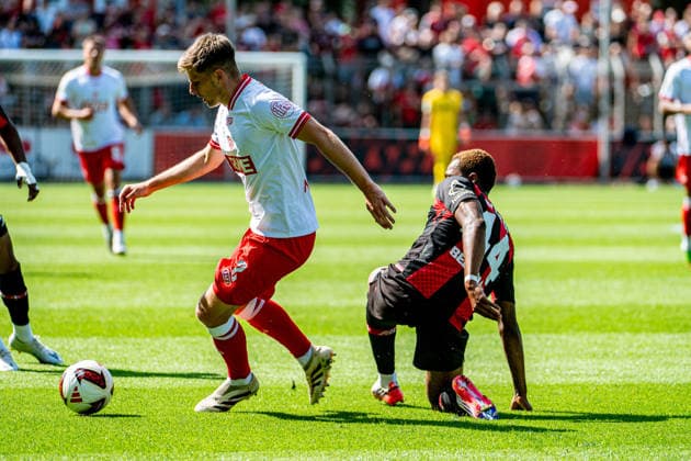 Testspiel Bayer 04 Leverkusen - Rot-Weiss Essen, am 01.08.2026, Ulrich-Haberland-Stadion, Leverkusen. Michael Kostka (Rot-Weiss Essen 2), Jeanuel Belocian (Bayer 04 Leverkusen 44), ; Testspiel Bayer 04 Leverkusen - Rot-Weiss Essen, am 01.08.2026, Ulrich-Haberland-Stadion, Leverkusen. *** Friendly Match: Bayer 04 Leverkusen vs. Rot Weiss Essen, August 1, 2026, Ulrich Haberland Stadium, Leverkusen; Michael Kostka (Rot Weiss Essen 2), Jeanuel Belocian (Bayer 04 Leverkusen 44); Friendly match: Bayer 04 Leverkusen vs. Rot Weiss Essen, August 1, 2026, Ulrich Haberland Stadium, Leverkusen Copyright: xBEAUTIFULxSPORTS Erlhofx