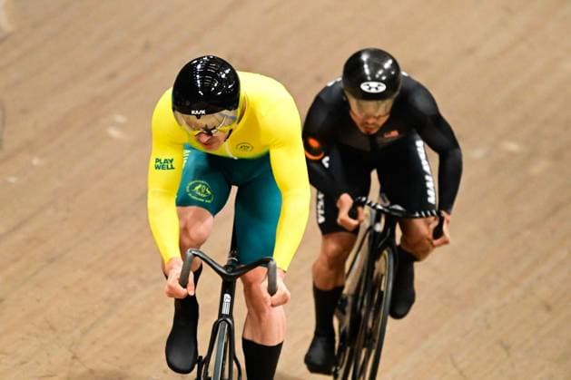 COM26 Track cycling, Rad, Radsport, Bahnrad, Bahn Leigh Hoffman of Australia and Mohd Azizulhasni Awang of Malaysia compete in the Men s Sprint quarter-final in Track Cycling at the Glasgow 2026 Commonwealth Games at the Sir Chris Hoy Velodrome in Glasgow, Scotland, Saturday, August 1, 2026. ( NO ARCHIVING, EDITORIAL USE ONLY Glasgow Scotland United Kingdom  Copyright: xDEANxLEWINSx 20260801173119416886jpeg