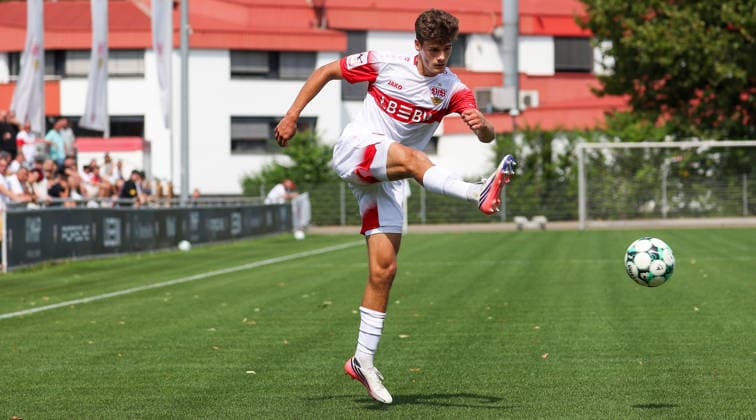 2026.08.01, Deutschland, Stuttgart, Fußball VfB Stuttgart II vs. FC Astoria Walldorf, Lauri Lukas Penna (VfB) *** August 1, 2026, Germany, Stuttgart, Soccer: VfB Stuttgart II vs. FC Astoria Walldorf, Lauri Lukas Penna (VfB)