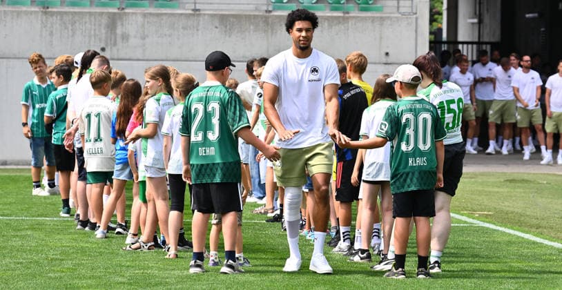 01.08.2026 - SpVgg Greuther Fürth Fuerth - Mannschaftsvorstellung Saisoneröffnung 2026 2027 - - xwoxzix - Benjamin Zank (19, SpVgg Greuther Fürth ) *** August 1, 2026 SpVgg Greuther Fürth Fürth Team Presentation 2026–2027 Season Opener xwoxzix Benjamin Zank, 19, SpVgg Greuther Fürth