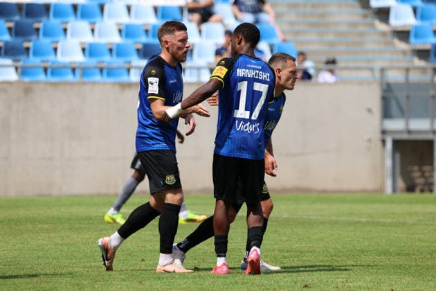01.08.2026, Fussball, Herren, Testspiel, Saison 2026 2027, 1. FC Saarbrücken - US Thionville Lusitanos, Torjubel zum 1:1, Torschütze: Christian Kühlwetter (1. FC Saarbrücken), Abdenko Nankishi (1. FC Saarbrücken) Saarbrücken Ludwigsparkstadion Saarland Deutschland (DEU) *** August 1, 2026, Soccer, Men s, Friendly Match, 2026–2027 Season, 1 FC Saarbrücken vs. US Thionville Lusitanos, celebration of the 1–1 goal, goal scorer Christian Kühlwetter (1 FC Saarbrücken), Abdenko Nankishi (1 FC Saarbrücken), Saarbrücken, Ludwigsparkstadion, Saarland, Germany, DEU Copyright: xSebastianxBachx