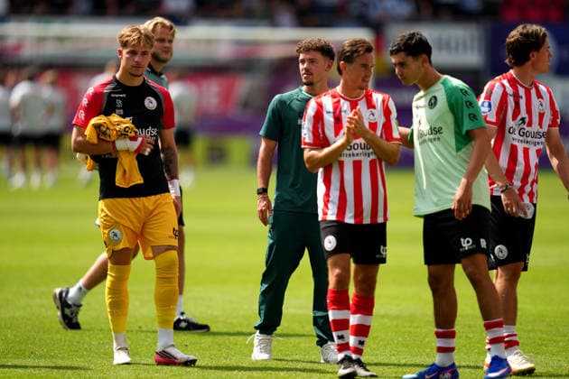 Friendly: Sparta Rotterdam v MSV Duisburg Rotterdam - Goalkeeper Rik Suur of Sparta Rotterdam, Thomas de Zeeuw, Mitchell van Bergen of Sparta Rotterdam, Boyd Reith of Sparta Rotterdam, Younes Jaber El Meftahi of Sparta Rotterdam during a friendly in preparation of the 2026 2027 season. The match is set between Sparta Rotterdam and MSV Duisburg at Het Kasteel on 1 August 2026 in Rotterdam, The Netherlands. (Hero Images Danny de Groot) Copyright: xDannyxdexGrootx