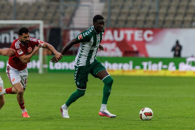 01.08.2026, GER, Testspiel, Saison 2026 2027), FC Energie Cottbus - SV Werder Bremen. Karim Coulibaly (SV Werder Bremen 31) Einzelaktion Aktion Cottbus Stadion der Freundschaft Brandenburg Deutschland *** August 1, 2026, GER, Friendly Match, 2026–2027 Season, FC Energie Cottbus vs. SV Werder Bremen, Karim Coulibaly (SV Werder Bremen), 31, Individual Play, Cottbus, Stadion der Freundschaft, Brandenburg, Germany Copyright: xnordphotoxGmbHx xTrienitzx