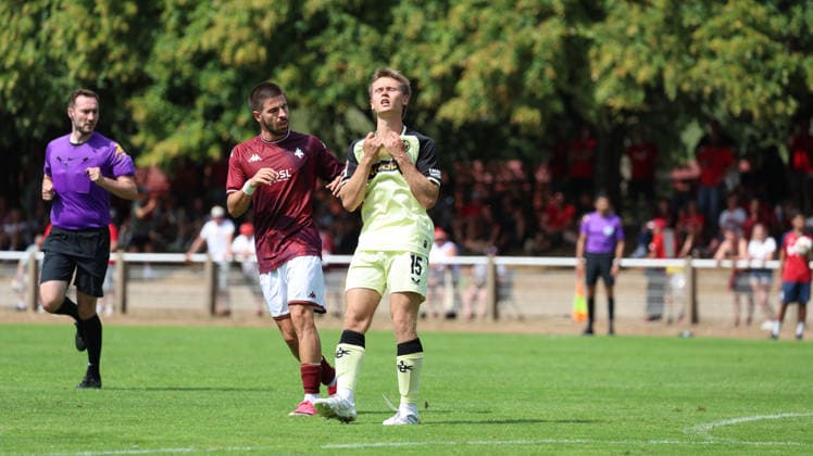 01.08.2026, xrekx, Fussball Testspiel, FC Metz - 1.FC Kaiserslautern v.l. Naatan Skyttä Skyttae (1.FC Kaiserslautern) enttaeuscht, enttäuscht, schaut enttaeuscht, niedergeschlagen, disappointed (DFL DFB REGULATIONS PROHIBIT ANY USE OF PHOTOGRAPHS as IMAGE SEQUENCES and or QUASI-VIDEO) Metz *** August 1, 2026, xrekx, Soccer Friendly Match, FC Metz vs. 1. FC Kaiserslautern v l Naatan Skyttä Skyttae 1. FC Kaiserslautern disappointed, looks disappointed, dejected, disappointed DFL DFB REGULATIONS PROHIBIT ANY USE OF PHOTOGRAPHS as IMAGE SEQUENCES and or QUASI-VIDEO Metz