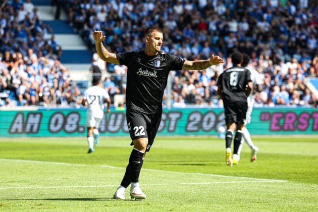 Mateusz Zukowski (1. FC Magdeburg,22) - 2. Fußball Bundesliga Saison 2026-2027 Testspiel Sommervorbereitung 1. FC Magdeburg vs West Ham United in der Avnet Arena in Magdeburg - Aktion,Fußball,Mann,Männer,Deutschland,01.08.2026 *** Mateusz Zukowski, 1. FC Magdeburg, 22, 2. Bundesliga, 2026–2027 season, preseason friendly: 1. FC Magdeburg vs. West Ham United at the Avnet Arena in Magdeburg. Action, soccer, man,Men, Germany, August 1, 2026
