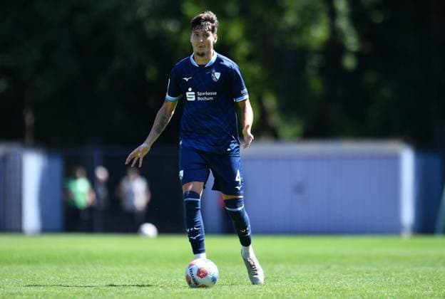 VfL Bochum U21, U 21 - Borussia Dortmund U23 ** NUR FÜR REDAKTIONELLE ZWECKE ** EDITORIAL USE ONLY **<p>Fußball Regionalliga West 1. SPIELTAG: VfL Bochum U21 - Borussia Dortmund U23 am 01.08.2026 in der Mondpalast-Arena in Herne Dominic Volkmer ( VfL Bochum U21 ) Deutschland Nordrhein Westfalen Herne Copyright: ThorstenxTillmann *** VfL Bochum U21 vs. Borussia Dortmund U23 ** FOR EDITORIAL PURPOSES ONLY ** EDITORIAL USE ONLY ** p Soccer Regionalliga West 1 Matchday VfL Bochum U21 vs. Borussia Dortmund U23 on August 1, 2026, at the Mondpalast Arena in Herne Dominic Volkmer VfL Bochum U21 Germany North Rhine-Westphalia Herne Copyright ThorstenxTillmann Copyright: ThorstenxTillmann doc86yy6gi92owu1figbkm ,EDITORIAL USE ONLY