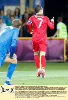 Football, EURO 2012, Cristiano Ronaldo sends Portugal into the quarter-finals