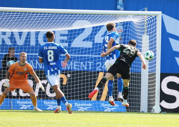 FC Hansa Rostock- Borussia Mönchengladbach Rostock 01.08.2026 Fußball Testspiel FC Hansa Rostock- Borussia Mönchengladbach 0-1 Lukas Ullrich köpft ein , Torhüter Luca Unbehaun FC Hansa Rostock ohne Chance Copyright by: Lutz Bongarts Rostock Ostseestadion Mecklenburg-Vorpommern Deutschland *** FC Hansa Rostock vs. Borussia Mönchengladbach, Rostock, August 1, 2026, Soccer Friendly: FC Hansa Rostock vs. Borussia Mönchengladbach 0–1 (Lukas Ullrich scores with a header), Goalkeeper Luca Unbehaun of FC Hansa Rostock had no chance KCopyright by Lutz Bongarts Rostock Ostseestadion, Mecklenburg-Western Pomerania, Germany