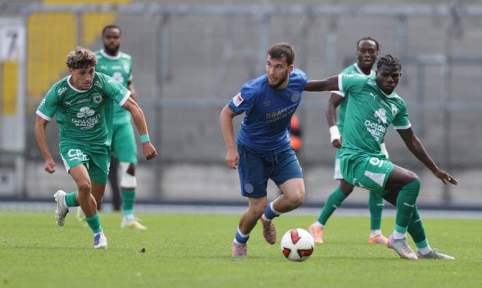 v.l. Quentin Benaets (La Louviere), Mehmet Aydin (Eintracht Braunschweig), Nachon Nsingi (La Louviere) Fussball, Herren, Saison 2026 2027 2.BL, Eintracht Stadion, Eintracht Braunschweig gegen RAAL La Louviere, Saisonvorbereitung, Testspiel, 0-0 DFL REGULATIONS PROHIBIT ANY USE OF PHOTOGRAPHS AS IMAGE SEQUENCES AND OR QUASI-VIDEO. *** From left: Quentin Benaets (La Louvière), Mehmet Aydin (Eintracht Braunschweig), Nachon Nsingi (La Louvière) — Soccer, Men s, 2026–2027 Season, 2nd Division, Eintracht Stadium, Eintracht Braunschweig vs. RAAL La Louvière, preseason, friendly match, 0–0. DFL regulations prohibit any use of photographs as image sequences and or quasi-video.