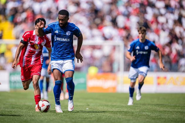 01.08.2026, Fussball, Saison 2026 2027, Testspiel, KSV Hessen Kassel - FC Schalke 04, Moussa Sylla (FC Schalke 04) xRHR-FOTO YYx *** August 1, 2026, Soccer, 2026–2027 Season, Friendly Match, KSV Hessen Kassel vs. FC Schalke 04, Moussa Sylla, FC Schalke 04 xRHR PHOTO YYx Copyright: KROEGER RHR-FOTOx RHR-FOTO YY