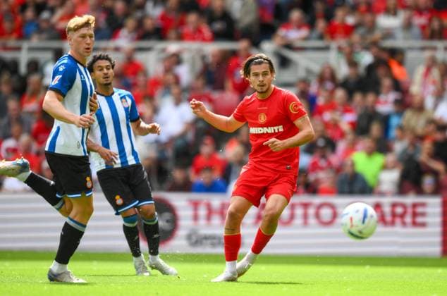 Leo Castledine of Middlesbrough scores their first goal Middlesbrough v Espanyol, Pre Season Friendly, Football, Riverside Stadium, Middlesbrough, UK - 01 Aug 2026Middlesbrough Riverside Stadium United Kingdom EDITORIAL USE ONLY No use with unauthorised audio, video, data, fixture lists, club league logos or live services. Online in-match use limited to 120 images, no video emulation. No use in betting, games or single club league player publications.  Copyright: xRichardxLee Shutterstockx 17025143p