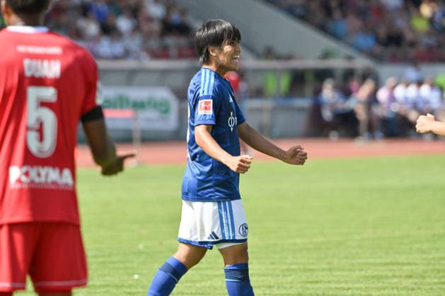 Jubel 0:5 Satoshi Tanaka (FC Schalke 04) 01.08.2026, Fussball, Saison 2026 2027, Testspiel, KSV Hessen Kassel - FC Schalke 04 Kassel Auestadion Deutschland *** Jubel 0 5 Satoshi Tanaka FC Schalke 04 January 8, 2026, Soccer, 2026–2027 Season, Friendly Match, KSV Hessen Kassel vs. FC Schalke 04, Auestadion, Kassel, Germany Team2