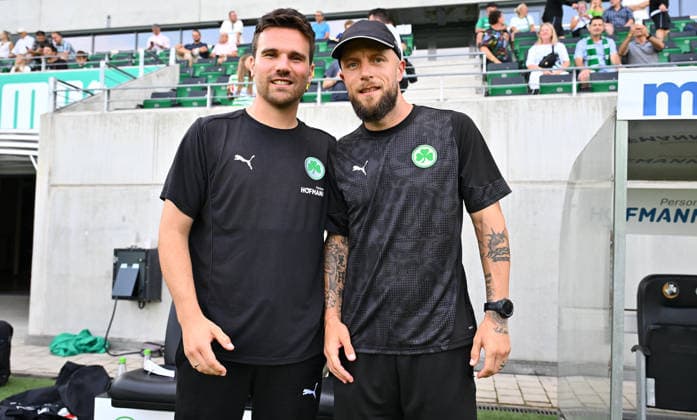 01.08.2025 - Fussball - Saison 2025 2026 - Regionalliga Bayern - 02. Spieltag: SpVgg Greuther Fürth Fuerth II U23 ( Kleeblatt ) - SpVgg Bayreuth - - xwoxzix - Julian Kolbeck (Trainer SpVgg Greuther Fürth II ) Daniel Adlung (Co-Trainer SpVgg Greuther Fürth II ) *** August 1, 2025 Soccer Season 2025–2026 Bavarian Regional League Matchday 02 SpVgg Greuther Fürth II U23 vs. Kleeblatt SpVgg Bayreuth xwoxzix Julian Kolbeck, Coach of SpVgg Greuther Fürth II Daniel Adlung Assistant Coach, SpVgg Greuther Fürth II
