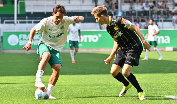 01.08.2025 - Fussball - Saison 2025 2026 - Regionalliga Bayern - 02. Spieltag: SpVgg Greuther Fürth Fuerth II U23 ( Kleeblatt ) - SpVgg Bayreuth - - xwoxzix - Olgherto Balliu (40, SpVgg Greuther Fürth II ) Dennis Lippert (3, SpVgg Bayreuth ) *** August 1, 2025 Soccer Season 2025–2026 Bavarian Regional League Matchday 2 SpVgg Greuther Fürth Fürth II U23 Kleeblatt SpVgg Bayreuth xwoxzix Olgherto Balliu 40, SpVgg Greuther Fürth II Dennis Lippert 3, SpVgg Bayreuth