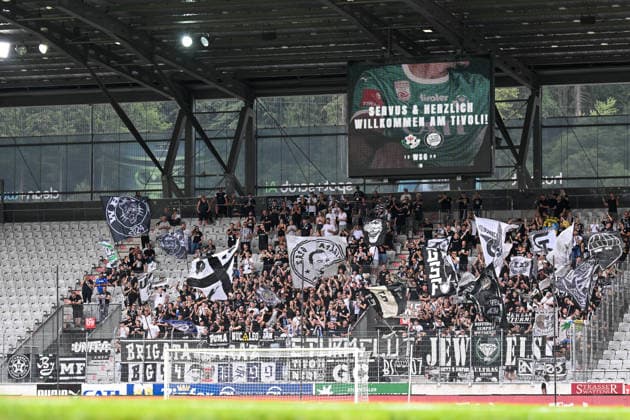 SOCCER - BL, Wattens vs Sturm INNSBRUCK,AUSTRIA,01.AUG.26 - SOCCER - ADMIRAL Bundesliga, WSG Tirol vs SK Sturm Graz. Image shows a feature with thr fans of Sturm.  GEPAxpictures xDanielxSchoenherr