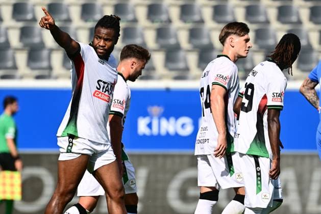 OH Leuven v LOSC Lille - International Friendly, Länderspiel, Nationalmannschaft LEUVEN, BELGIUM - AUGUST 01 : Ikwuemesi Charles Chukwubuikem forward of OH Leuven celebrates scoring a penalty during an international friendly match between OH Leuven and LOSC Lille on August 1, 2026 in Leuven, Belgium, 01 08 2026 Leuven Belgium  Copyright: xPeterxDexVoechtx