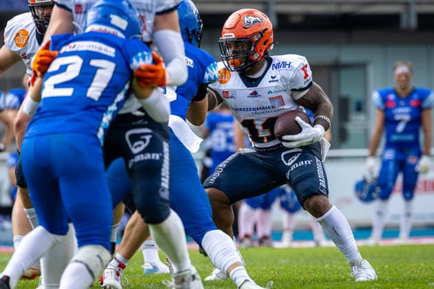 Lennies Mcferren (ifm Razorbacks Ravensburg, 11 Running Back) Allgäu Comets vs ifm Razorbacks Ravensburg, American Football, German Football League, Week 13, 2026, 01.08.2026, Kempten Illerstadion Bayern Germany Copyright: xPFA SebastianxJustx