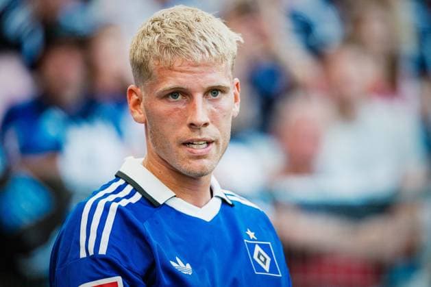 Testspiel: Hamburger SV vs. FC Everton, 01.08.2026 Albert Gronbaek (Hamburger SV, 11); Fußball, Testspiel: Hamburger SV vs. FC Everton am 01.08.2026 im Volksparkstadion, Hamburg DFL REGULATIONS PROHIBIT ANY USE OF PHOTOGRAPHS AS IMAGE SEQUENCES AND OR QUASI-VIDEO. *** Friendly Match: Hamburger SV vs. Everton FC, August 1, 2026 Albert Gronbaek Hamburger SV, 11 Soccer, Friendly Match: Hamburger SV vs. Everton FC on August 1, 2026 at the Volksparkstadion, Hamburg DFL regulations prohibit any use of photographs as image sequences and or quasi-video Copyright: xBEAUTIFULxSPORTS Tonhäuserx