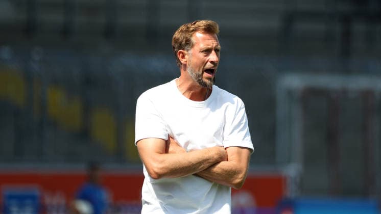Eintracht vs. RAAL La Louviere, Testspiel Braunschweig, 01.08.2026, Fußball, Herren, Saison 2026 2027, Testspiel, Eintracht Braunschweig vs. RAAL La Louviere: Cheftrainer Lars Kornetka (Eintracht Braunschweig) Deutschland *** Eintracht vs. RAAL La Louvière, Friendly Match in Braunschweig, August 1, 2026, Soccer, Men s, 2026–2027 season, Friendly match, Eintracht Braunschweig vs. RAAL La Louvière Head Coach Lars Kornetka Eintracht Braunschweig Germany