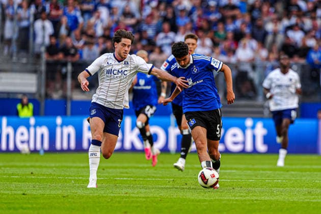 Hayden Hackney (FC Everton, 30), Martin Adeline (Hamburger SV, 05) GER, Hamburger SV vs. FC Everton, Fußball, Testspiel, Saison 2026 2027, 01.08.2026 GER, Hamburger SV vs. FC Everton, Fußball, Testspiel, Saison 2026 2027, 01.08.2026 Hamburg *** Hayden Hackney, FC Everton, 30, Martin Adeline, Hamburger SV, 05 GER, Hamburger SV vs. FC Everton, Soccer, Friendly Match, 2026–2027 Season, August 1, 2026 GER, Hamburger SV vs. FC Everton, soccer, friendly match, 2026–2027 season, August 1, 2026 Hamburg Copyright: xEibner-Pressefoto MarcelxvonxFehrnx EP_MFN