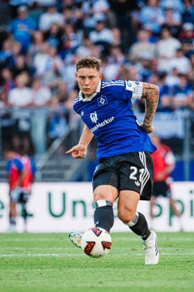 Testspiel: Hamburger SV vs. FC Everton, 01.08.2026 Nicolai Remberg (Hamburger SV, 21) ; Fußball, Testspiel: Hamburger SV vs. FC Everton am 01.08.2026 im Volksparkstadion, Hamburg DFL REGULATIONS PROHIBIT ANY USE OF PHOTOGRAPHS AS IMAGE SEQUENCES AND OR QUASI-VIDEO. *** Friendly Match: Hamburger SV vs. Everton FC, August 1, 2026; Nicolai Remberg, Hamburger SV; 21 Soccer; Friendly Match: Hamburger SV vs. Everton FC on August 1, 2026, at the Volksparkstadion, Hamburg DFL regulations prohibit any use of photographs as image sequences and or quasi-video Copyright: xBEAUTIFULxSPORTS Tonhäuserx