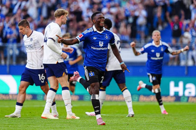 Torjubel Patson Daka (Hamburger SV, 27) nach Tor zum 1:1 GER, Hamburger SV vs. FC Everton, Fußball, Testspiel, Saison 2026 2027, 01.08.2026 GER, Hamburger SV vs. FC Everton, Fußball, Testspiel, Saison 2026 2027, 01.08.2026 Hamburg *** Patson Daka celebrates a goal for Hamburger SV, 27, after scoring the 1-1 goal (GER), Hamburger SV vs. Everton FC, soccer, friendly match, 2026–2027 season, August 1, 2026, Germany, Hamburger SV vs. Everton FC, soccer, friendly match, 2026–2027 season, August 1, 2026, Hamburg Copyright: xEibner-Pressefoto MarcelxvonxFehrnx EP_MFN