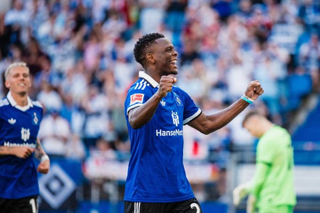 Testspiel: Hamburger SV vs. FC Everton, 01.08.2026 Patson Daka (Hamburger SV, 27) trifft zum 1:1, TOR, JUBEl; Fußball, Testspiel: Hamburger SV vs. FC Everton am 01.08.2026 im Volksparkstadion, Hamburg DFL REGULATIONS PROHIBIT ANY USE OF PHOTOGRAPHS AS IMAGE SEQUENCES AND OR QUASI-VIDEO. *** Friendly Match: Hamburger SV vs. Everton FC, August 1, 2026—Patson Daka (Hamburger SV, 27) scores the 1-1 goal, GOAL, CELEBRATION Soccer, Friendly Match: Hamburger SV vs. Everton FC on August 1, 2026, at Volksparkstadion, Hamburg. DFL regulations prohibit any use of photographs as image sequences and or quasi-video. Copyright: xBEAUTIFULxSPORTS Tonhäuserx