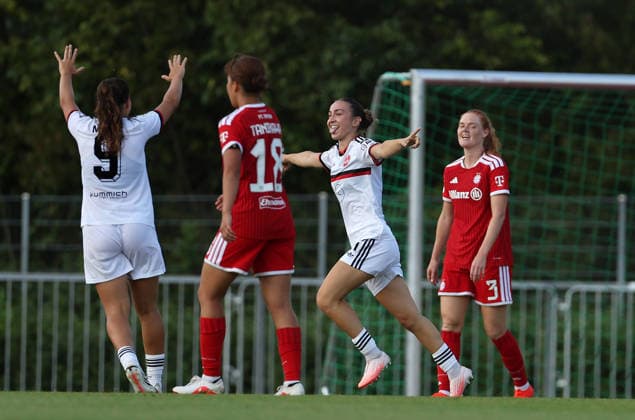 Lara Meroni Torjubel 1-2 , , Freundschaftsspiel Frauen, FC Bayern München-1.FC Nürnberg , , Fußball , Frauen-Bundesliga in dem Stauferpark-Stadion in Donauwörth , Bayern , Deutschland . August 01 , 2026 . Photo by: Davide Elias IPA Photo Pressefoto DENL Copyright: xDavidexEliasx