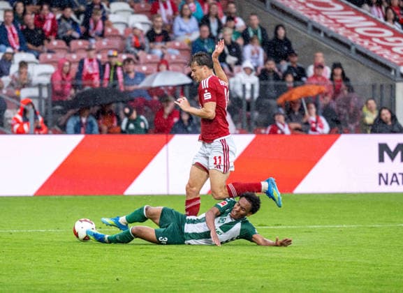 Fußball, Herren, Testspiel, Saison 2026 2027, FC Energie Cottbus - SV Werder Bremen, v.l. Paul Erevbenagie (Werder Bremen), Moritz Hannemann (Energie Cottbus), 01.08. 2026, *** Soccer, Men s, Friendly Match, 2026–2027 Season, FC Energie Cottbus vs. SV Werder Bremen, from left: Paul Erevbenagie (Werder Bremen), Moritz Hannemann (Energie Cottbus), August 1, 2026, Copyright: xSebastianxRäppold MatthiasxKochx